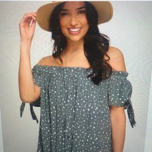 NEW OFF THE SHOULDER  LADIES TOP SIZE SMALL